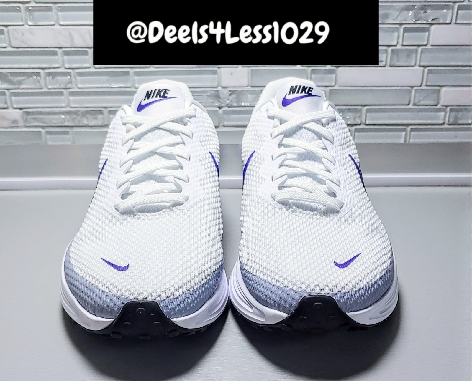 Nike Revolution 8 Running Womens Size 7 Wide White Violet Mist Purple HQ1995-101