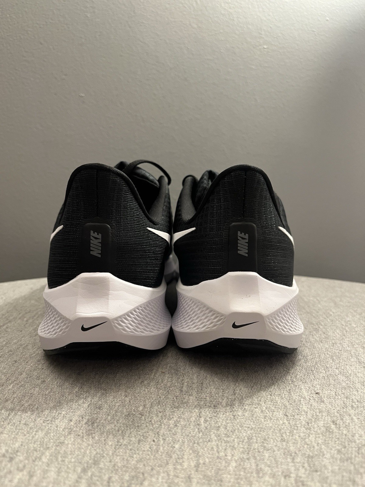 Nike Air Zoom Pegasus 39 Black White Running Men’s Shoe Size 10 DH4071-001