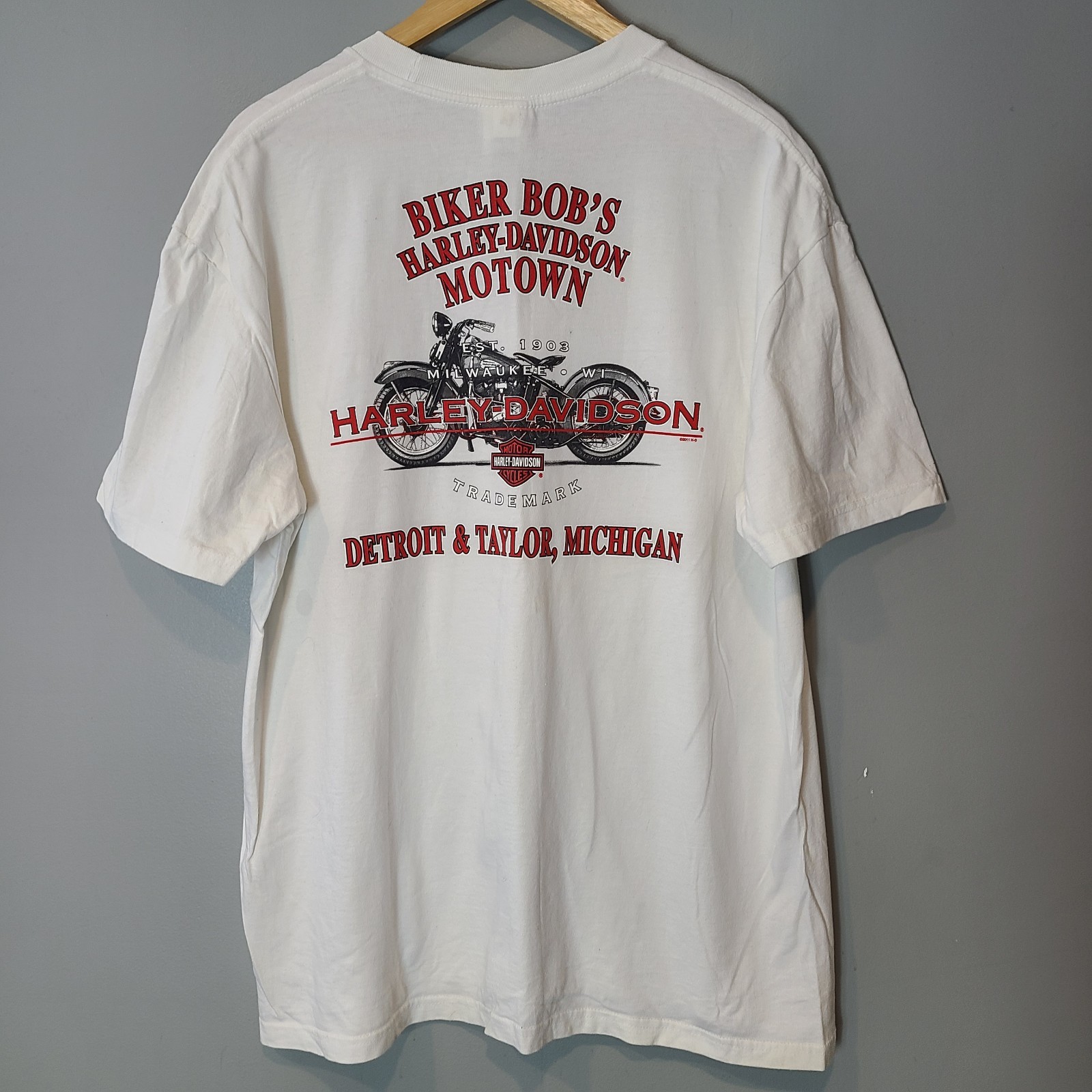 Harley Davidson Motorcycles Detroit Michigan 2011 Biker White T-Shirt XL