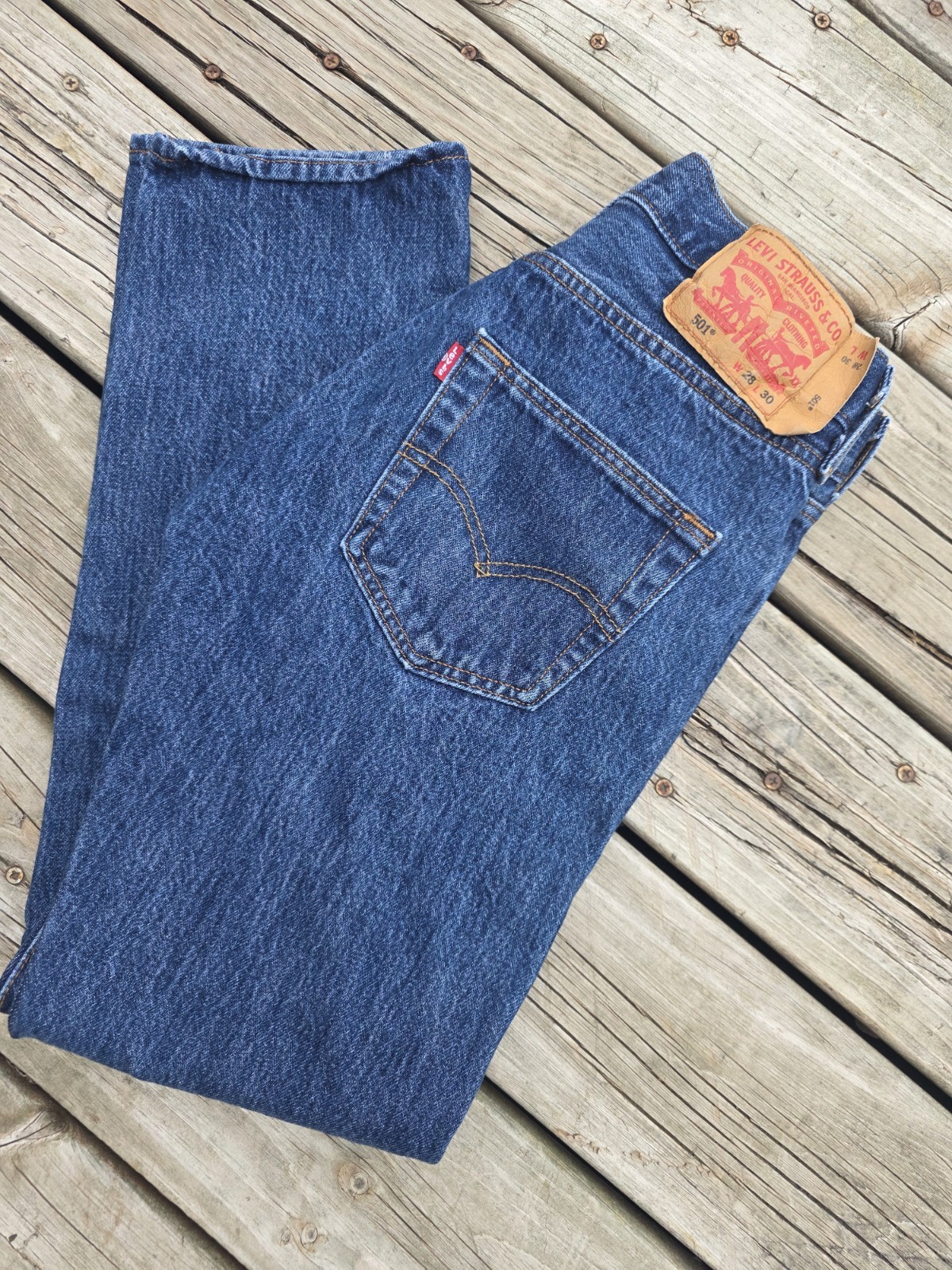 Levi’s 501 Original Classic Fit Straight Leg Men’s Jeans 28×30 Dark Stonewash