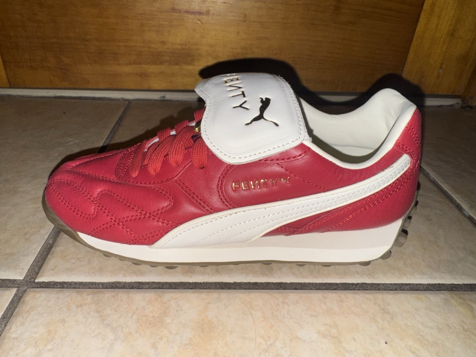 PUMA Fenty x Avanti VL Rihanna Club Red Leather Sneaker Womens Size 7 No Box