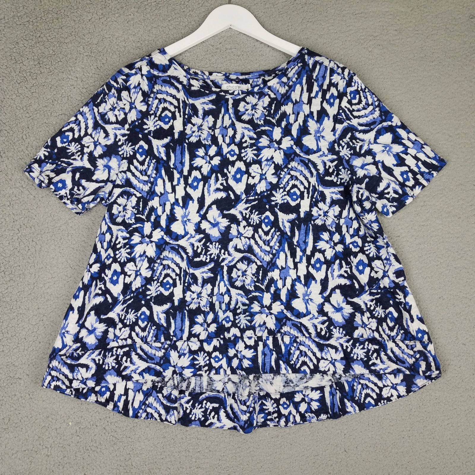 Chico’s Linen Blouse Women’s 3/ XL Floral Flowy Casual Travel Beach Blue White