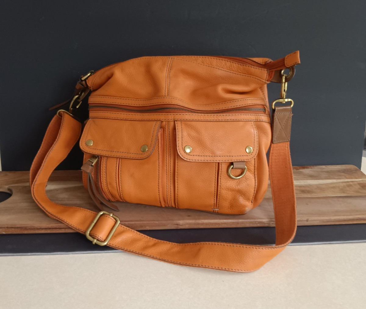 Fossil Crossbody Shoulder Bag Cognac Orange Leather Multi Pocket Brass