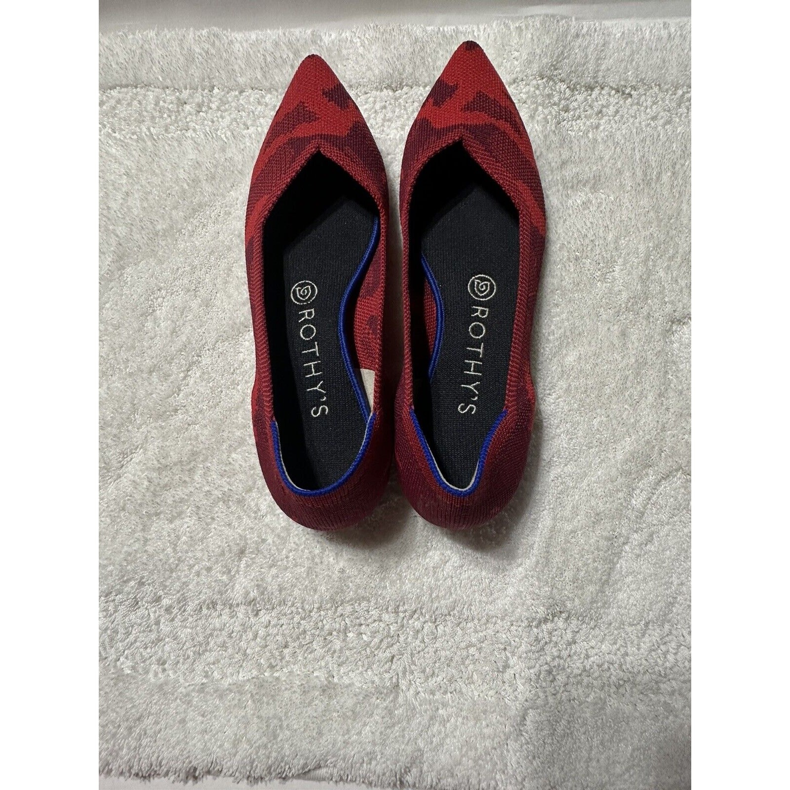 Rothy’s The Point Pattern Red Camo Limited Edition Flats Shoes W8 Retired