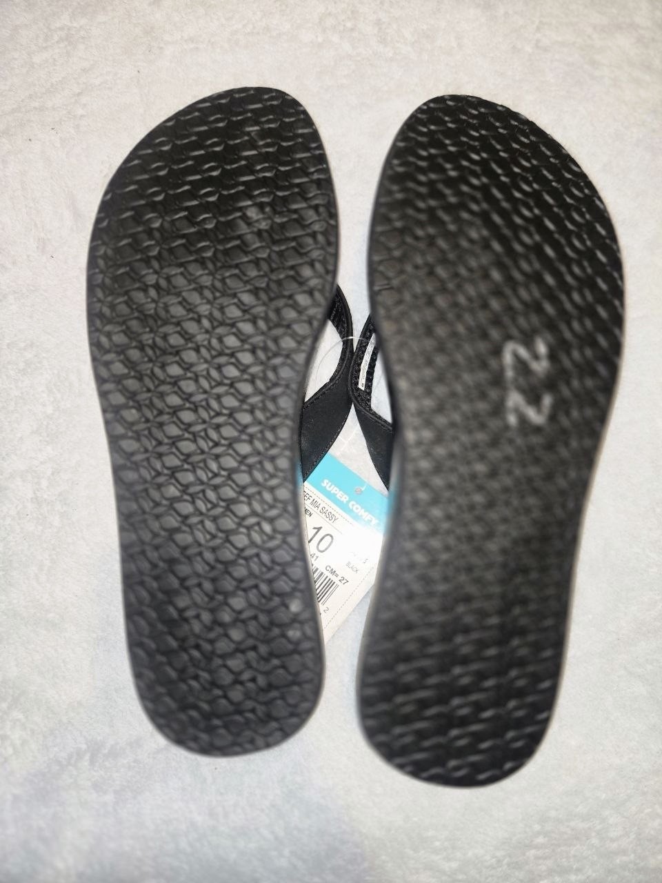 REEF Black Thong Sandals Comfort Slip-On w/ Logo Accent Women’s US 10
