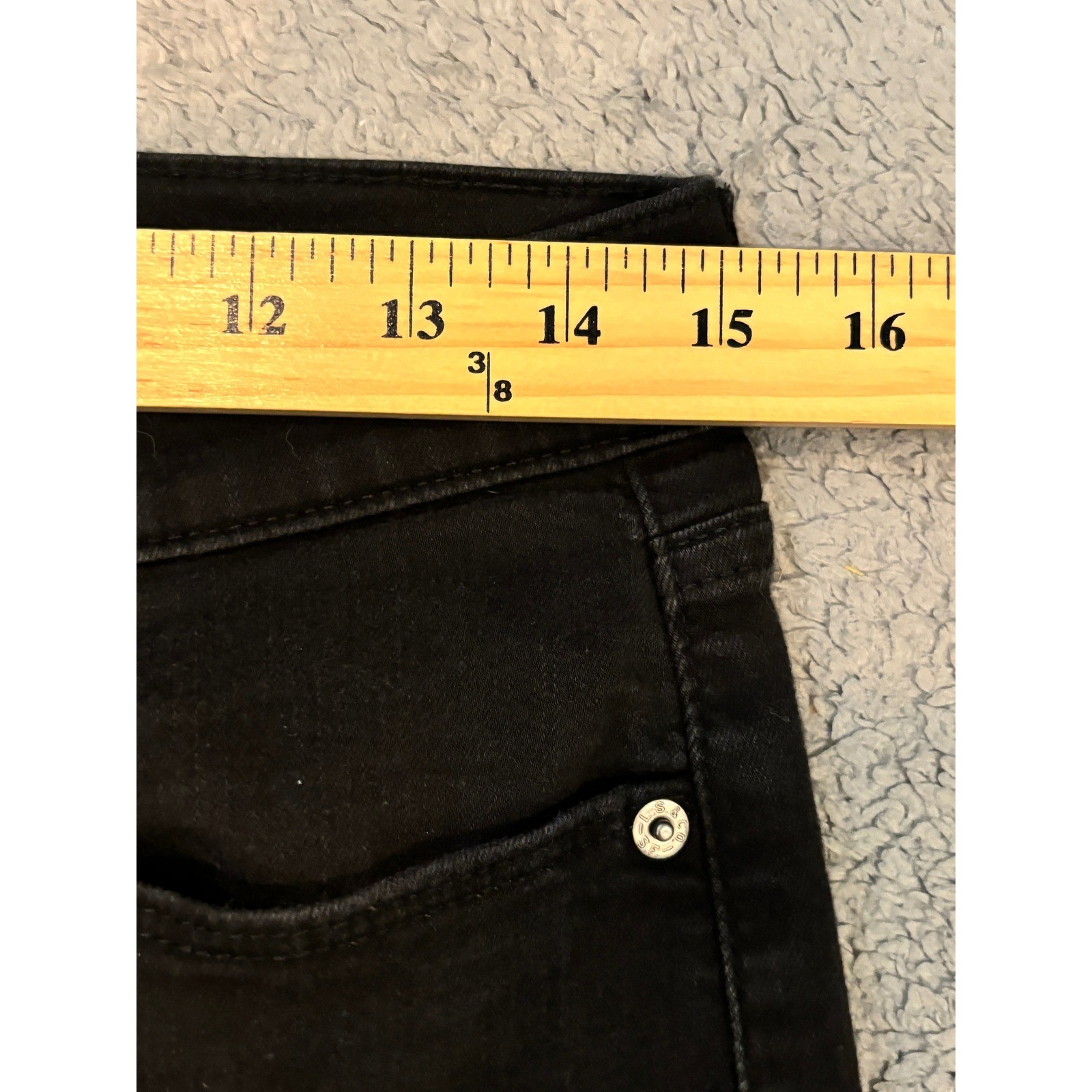Levis Classic Straight Leg Jeans Black Denim Womens Size 6 Mid Rise 30×31