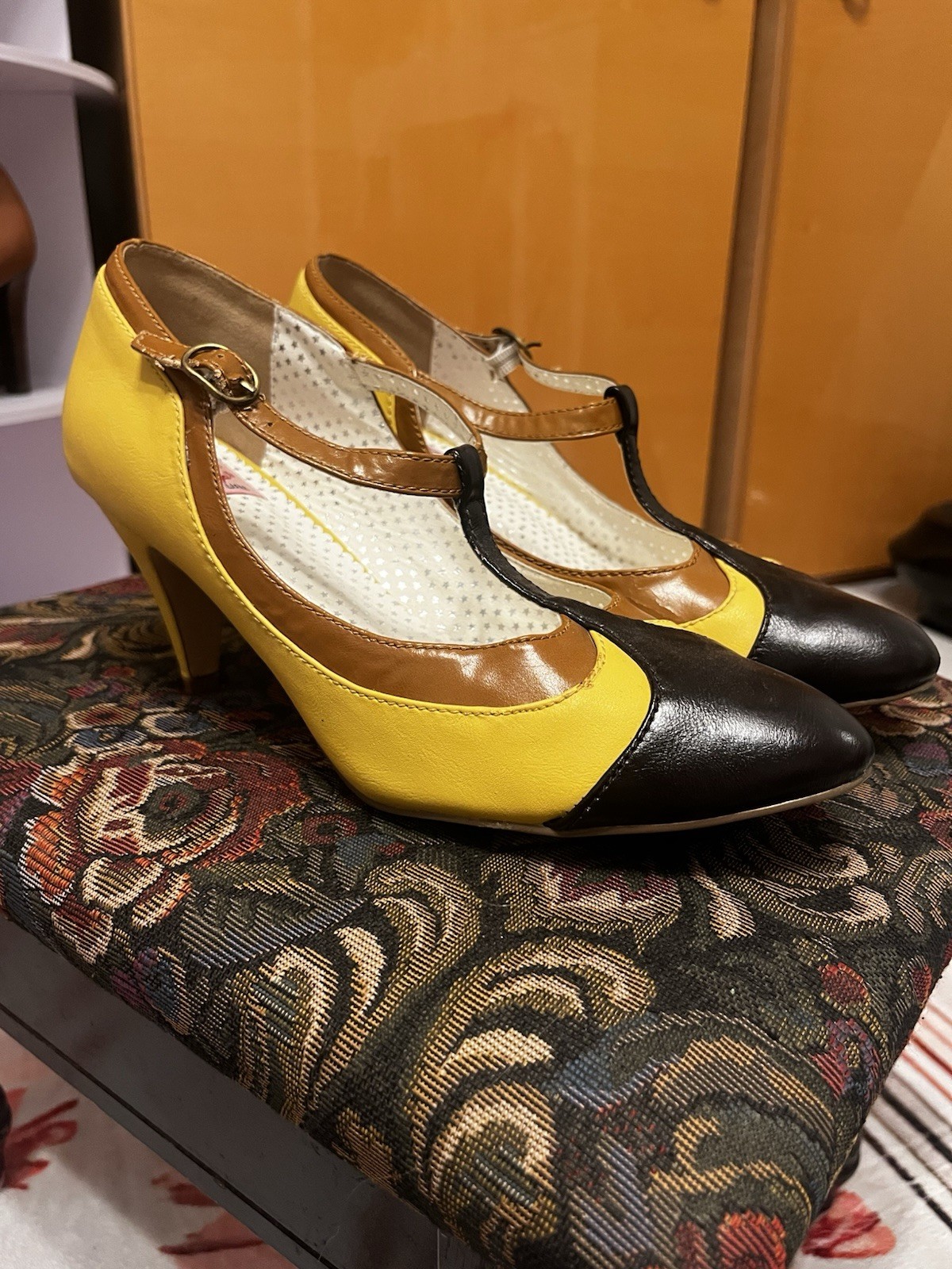✨ Retro T-Strap Colorblock Heels – Yellow, Camel & Dark Brown | Size 10