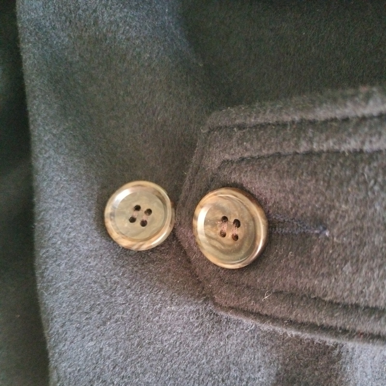 Bullock&Jones Navy dress 3/4 wool coat new/tags XL. Well made, updated design.