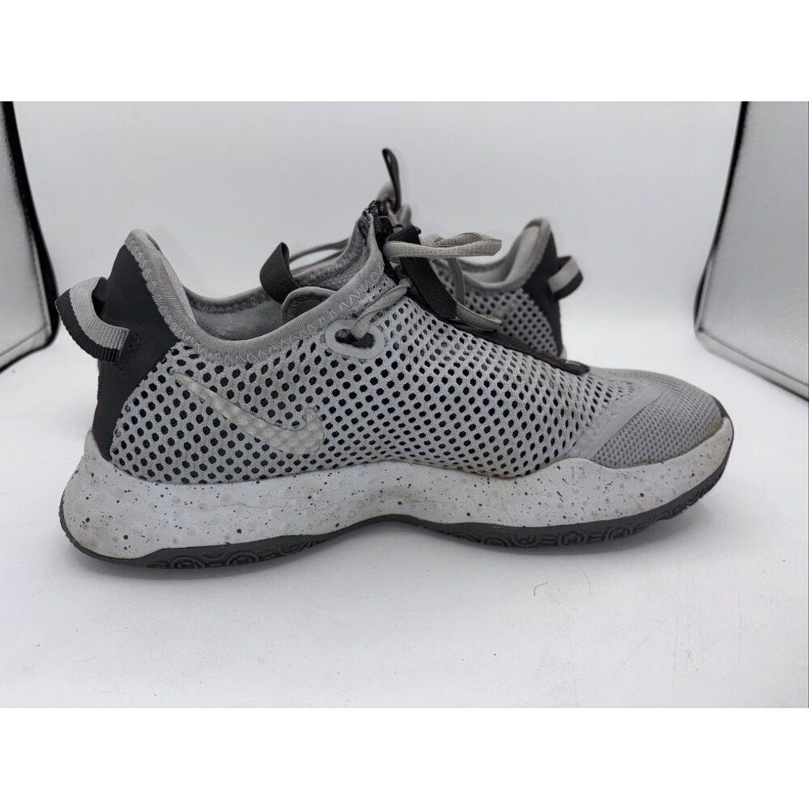 Nike PG 4 Team Wolf Grey Anthracite Black CK5828-001 Men’s Size 8