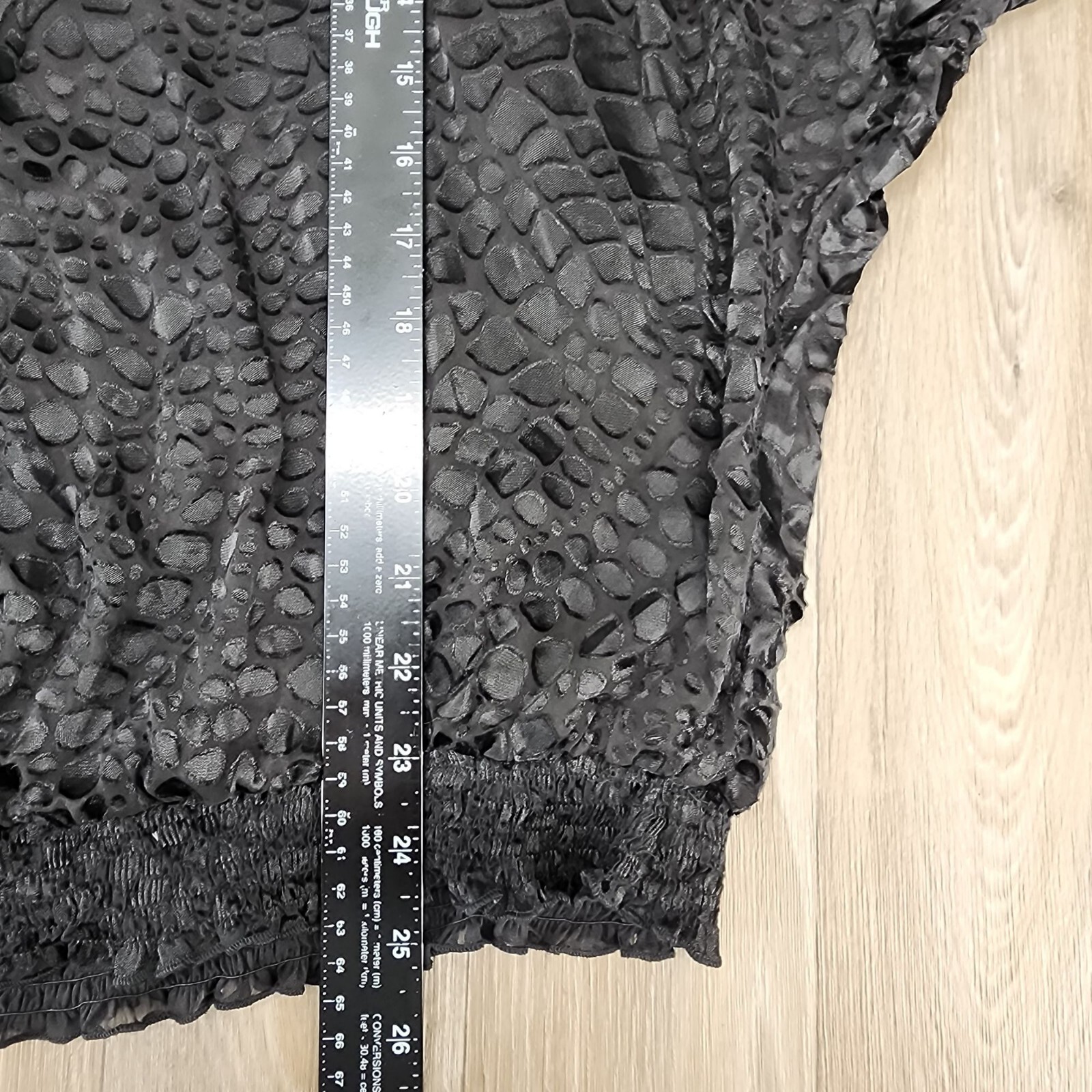 BCBGMAXAZRIA Womens Large Black Silk Long Sleeve Semi Sheer Attached Cami Blouse