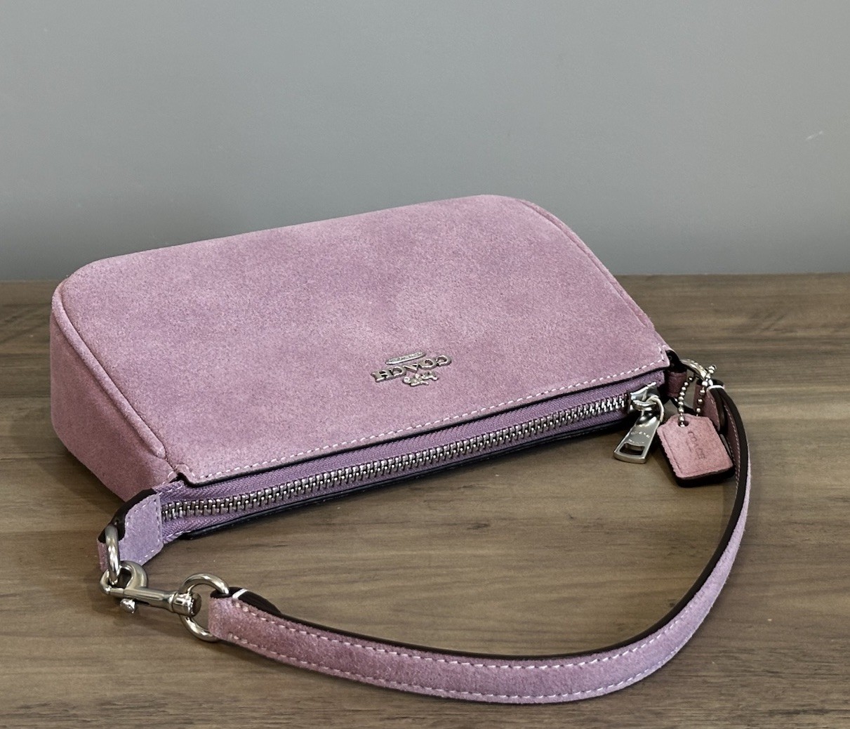 COACH Nolita 19 In Suede & Smooth Leather Wristlet Bag CDN25 Silver/Light Violet