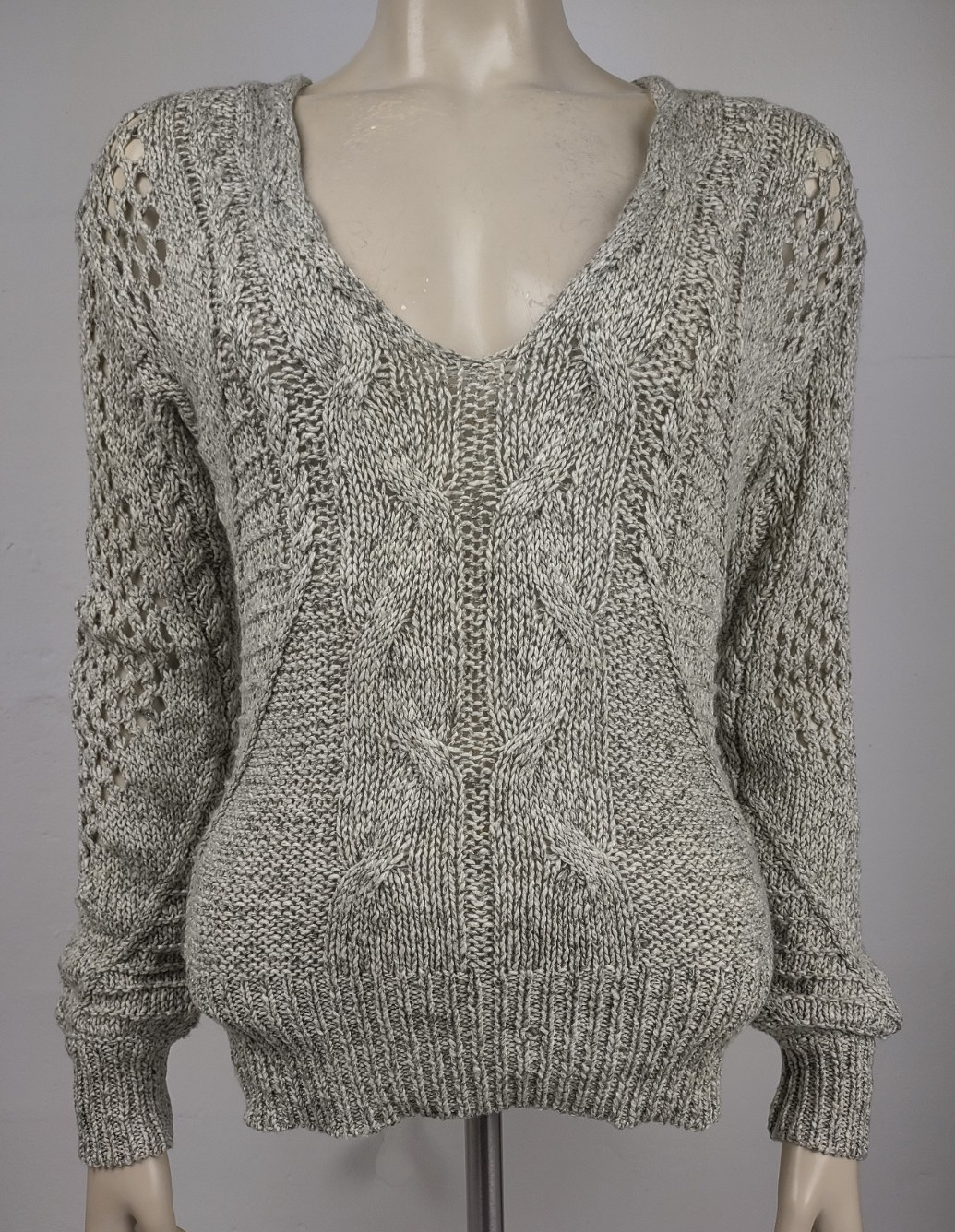 NWT White House Black Market WHBM Forever Olive Marl open knit V-Neck sweater XS