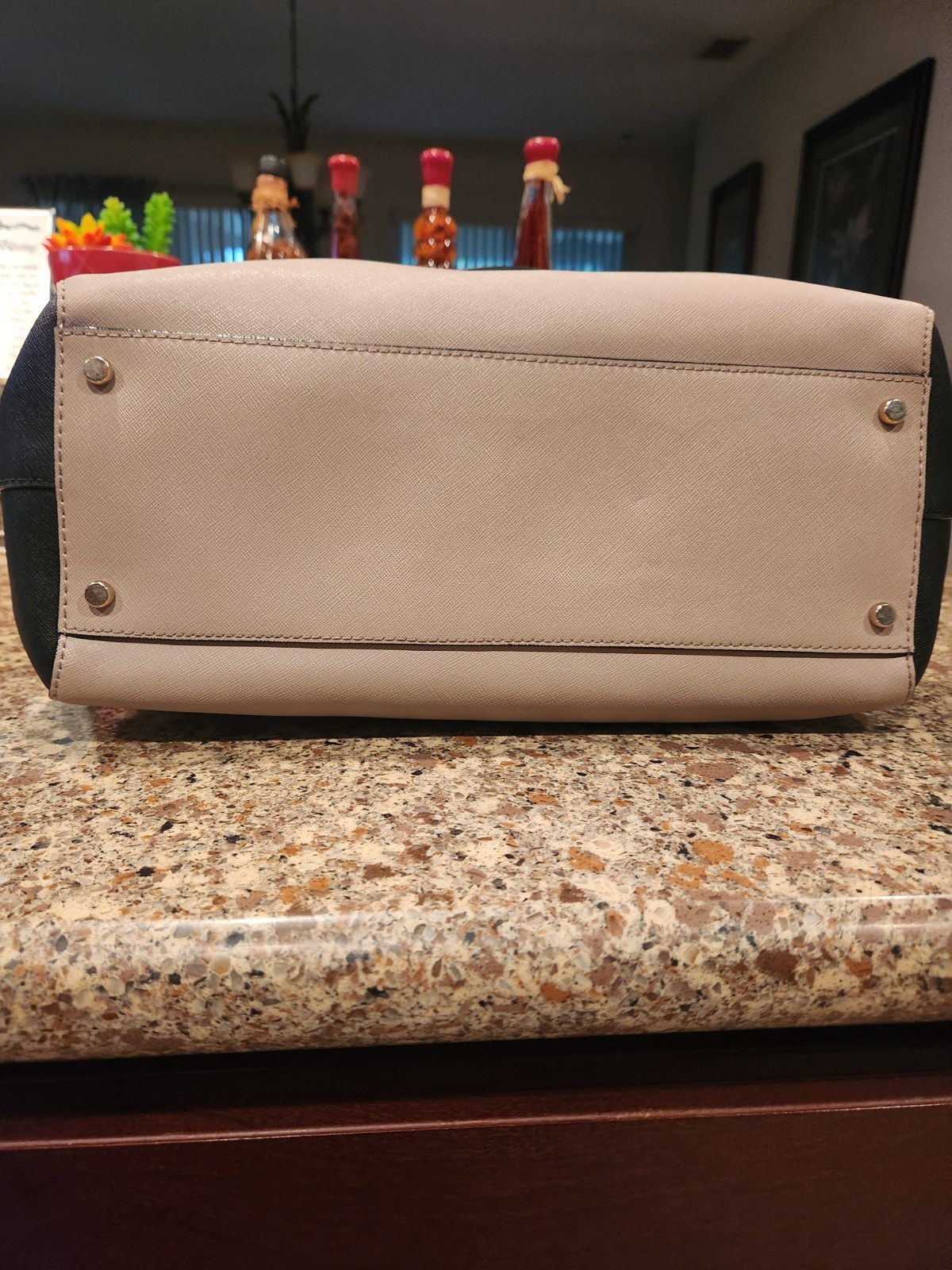 Beautiful Kate Spade brown leather handbag in excellent condition