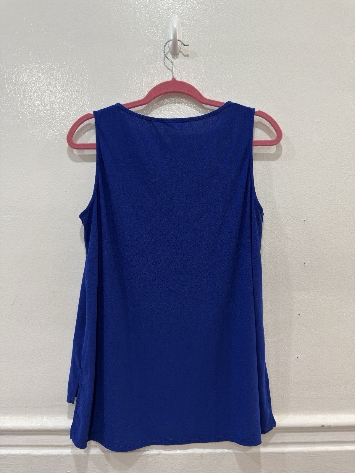 89 Madison Women’s Royal Blue Sleeveless Blouse Size 8