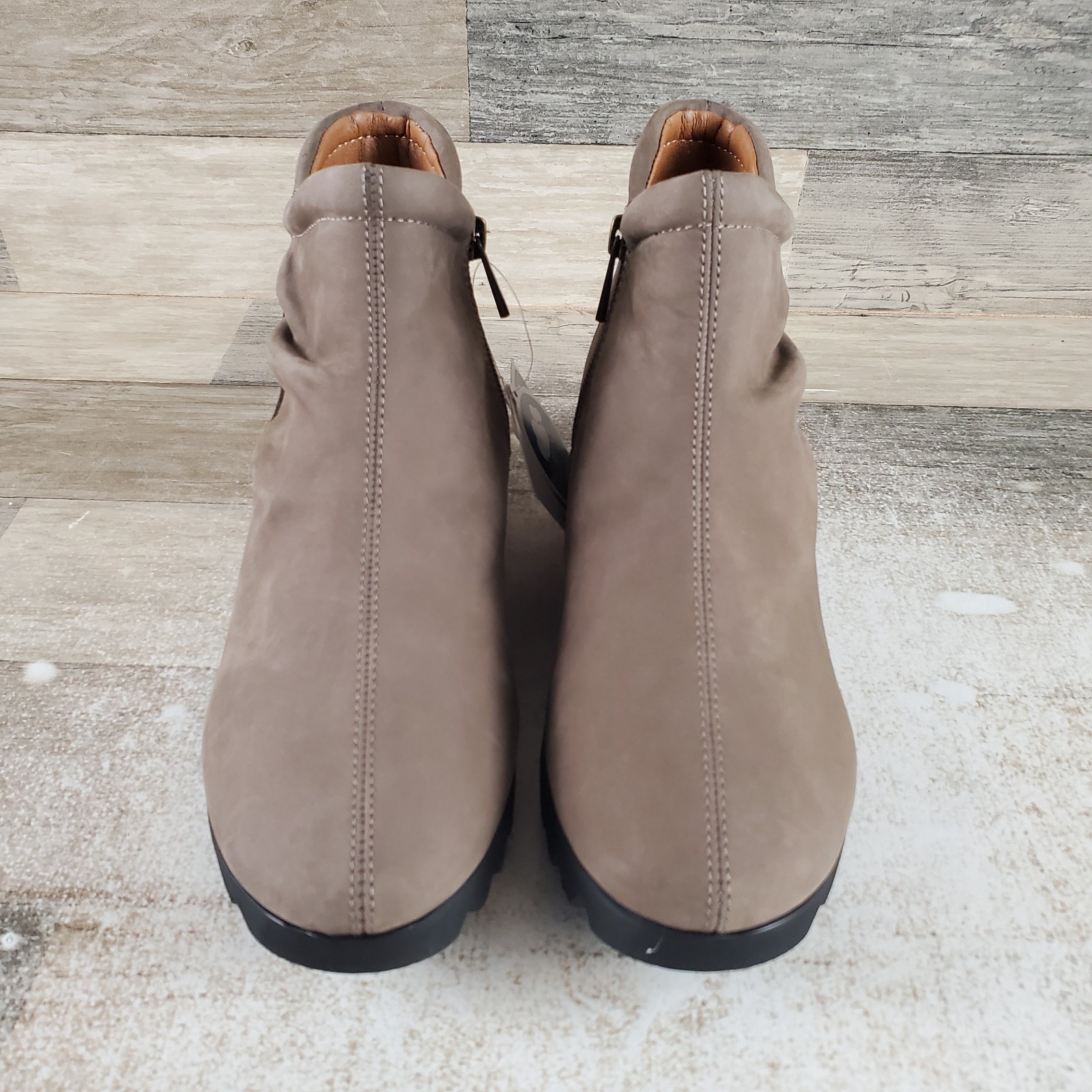 Aetrex Zoey Womens Booties Sz 7 Dark Taupe Leather Side Zip Round Toe Ankle Boot