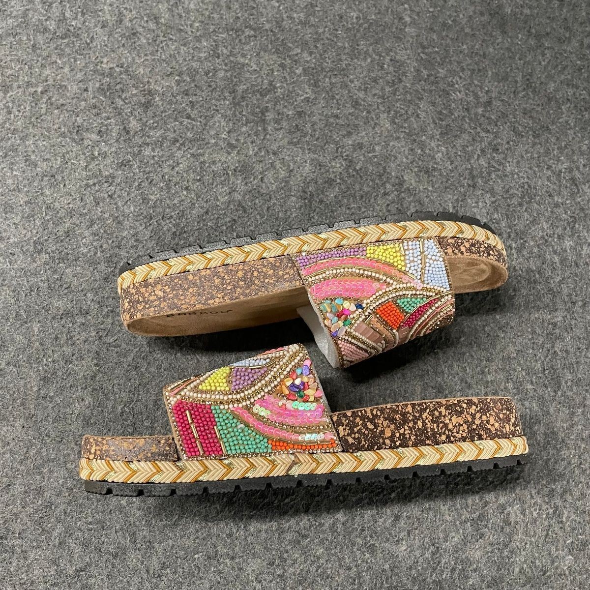 BAMBOO Clash 14 Embellished Sandals Women’s Size US 7 Multi