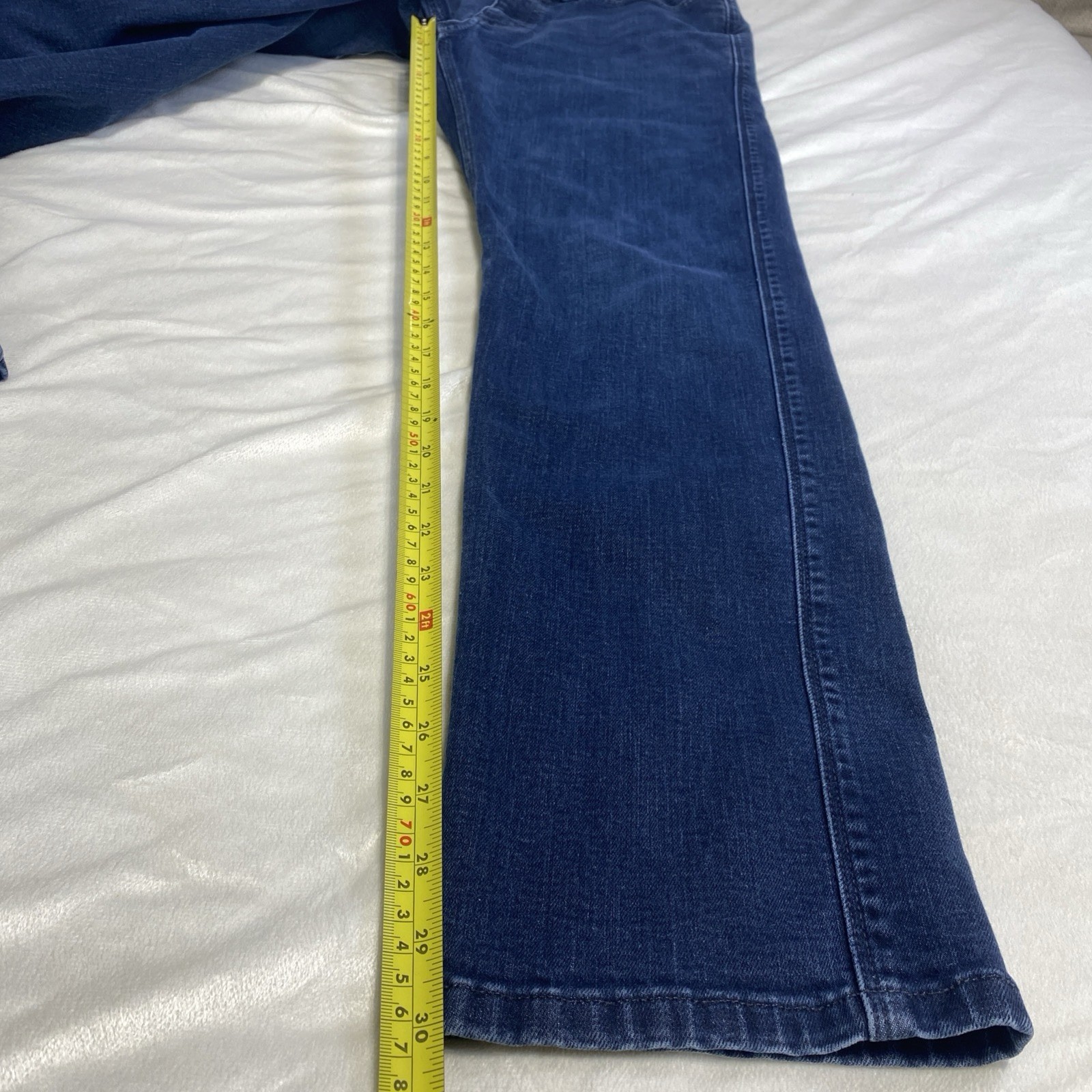 DUER Jeans Men’s 30×32 Dark Wash Straight Fit Performance Denim Stretch Comfort