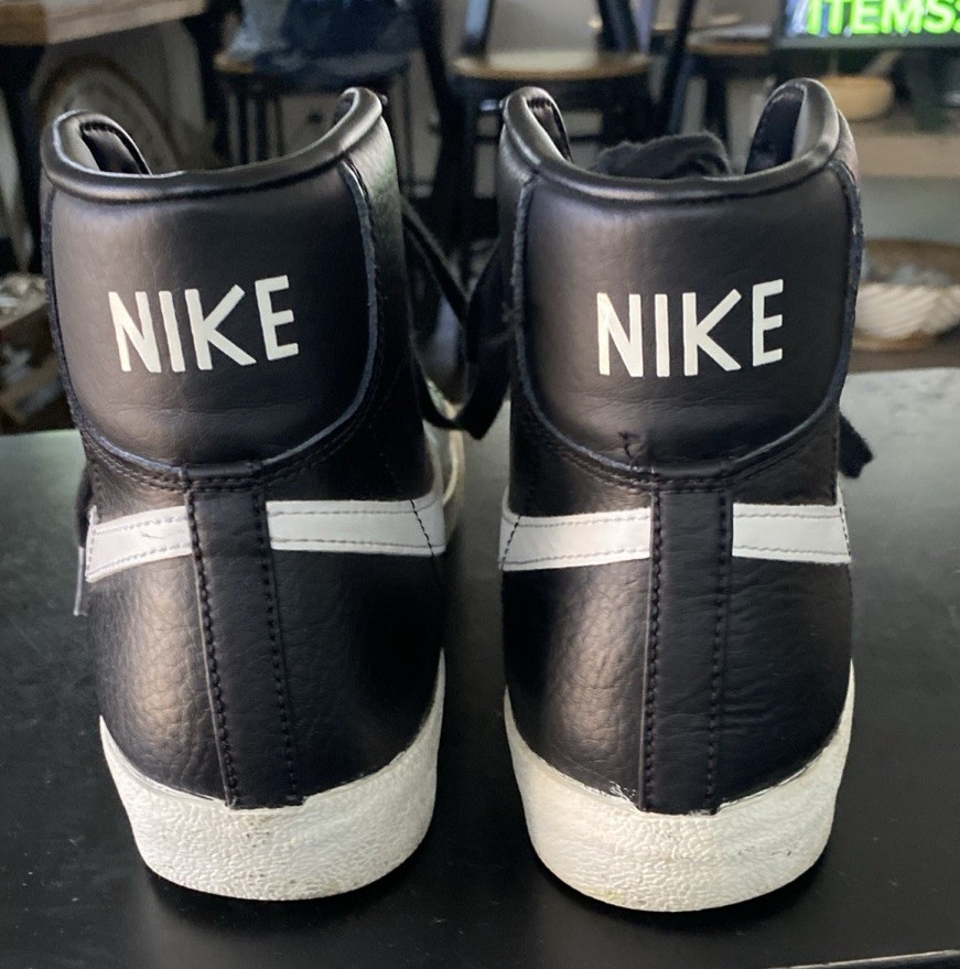 Nike Blazer Mid ’77 Vintage Black/Sail Mid Top Leather Sneaker size US 10