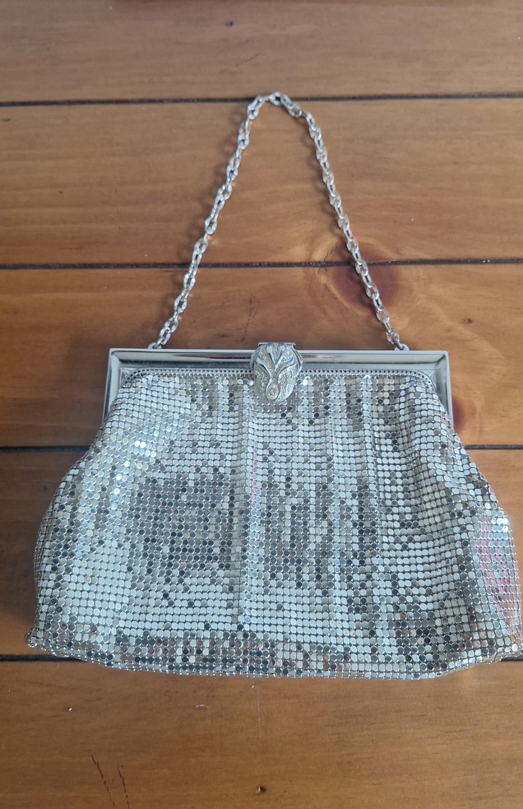 VINTAGE WHITING & DAVIS CO SILVER MESH EVENING PURSE. IN ORIGINAL BOX
