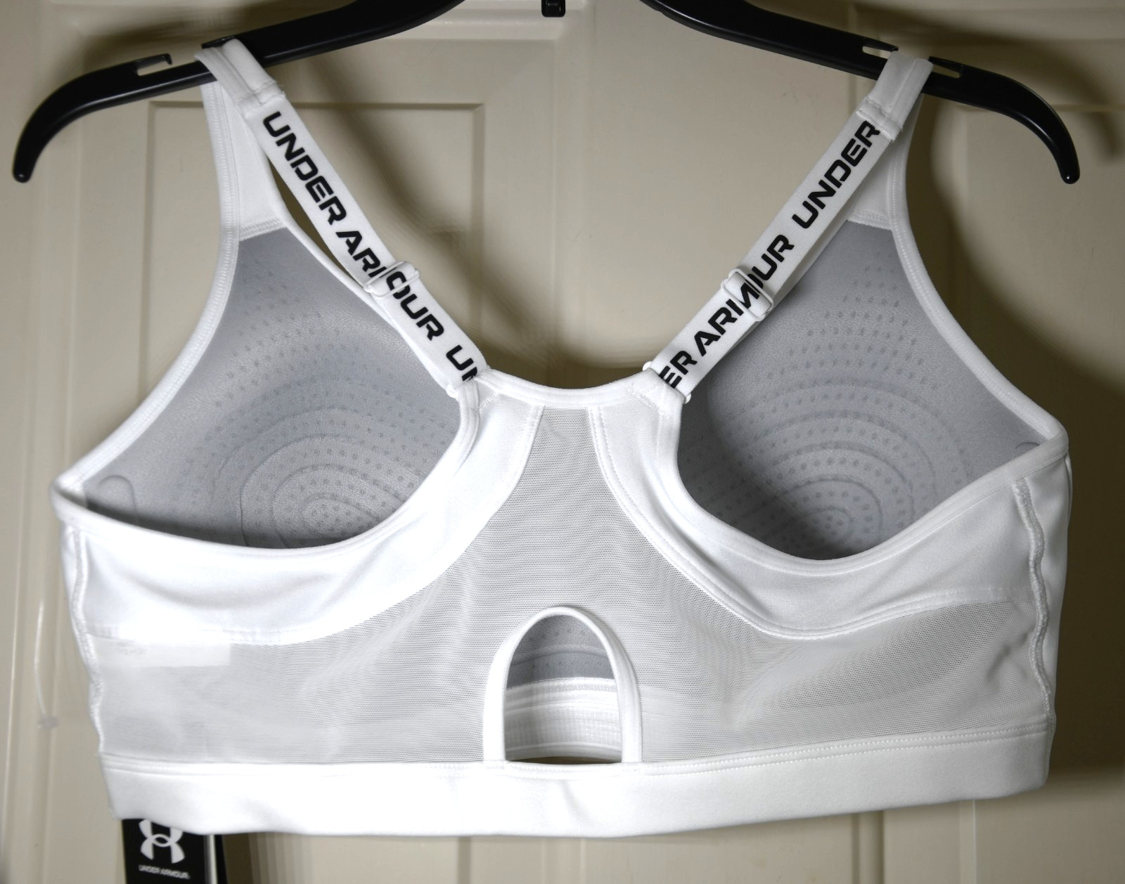 NWT Under Armour Infinity 2.0 Women’s Large Low Impact White Sports Bra 1384126