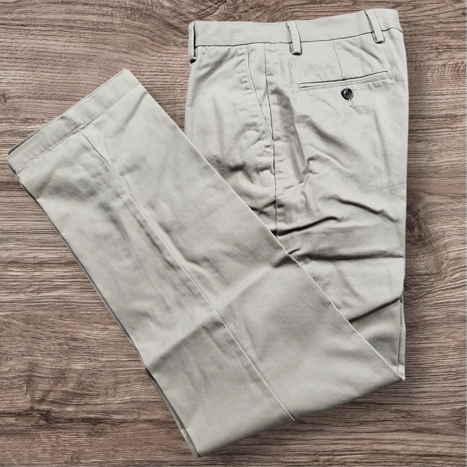 Amazon Essentials Khaki Pants Straight Fit Casual Everyday 29×32