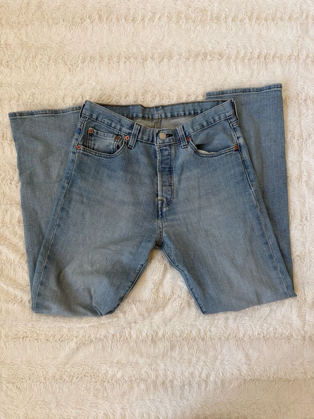 Levi’s 501 Original Fit Straight Leg Light Wash Denim Jeans Size 30×32