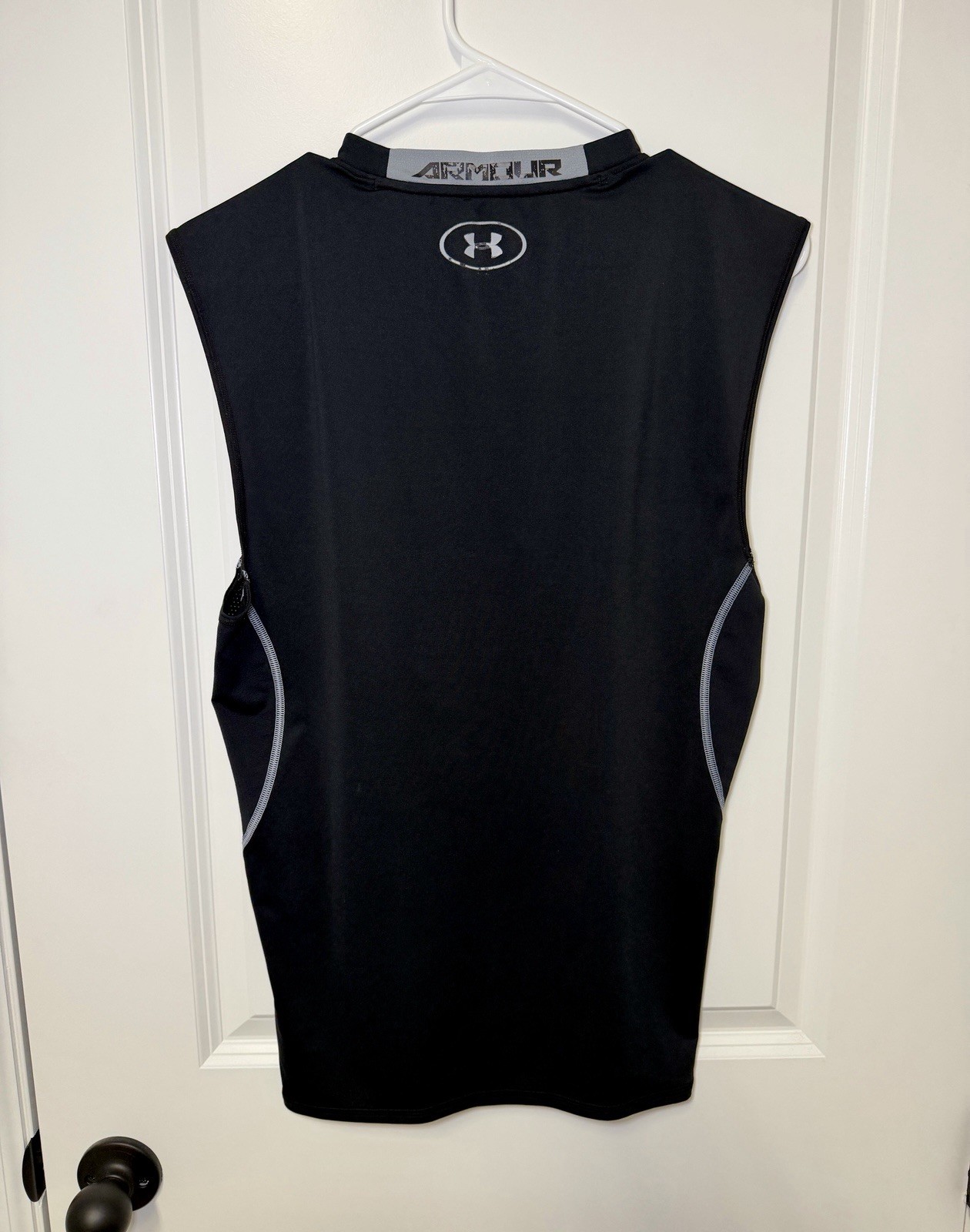 Under Armour Sleeveless Heatgear Compression Shirt Lot 3x Black Gray Blue Large