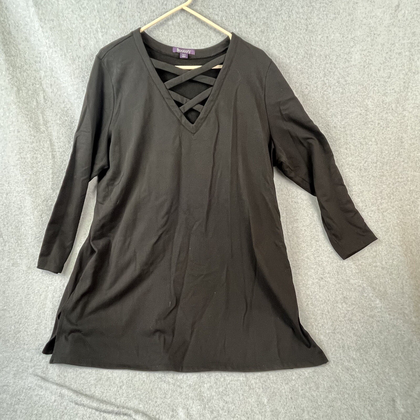Roamans Shirts Woman’s Size Plus 22/24 Biack Sweatshirt
