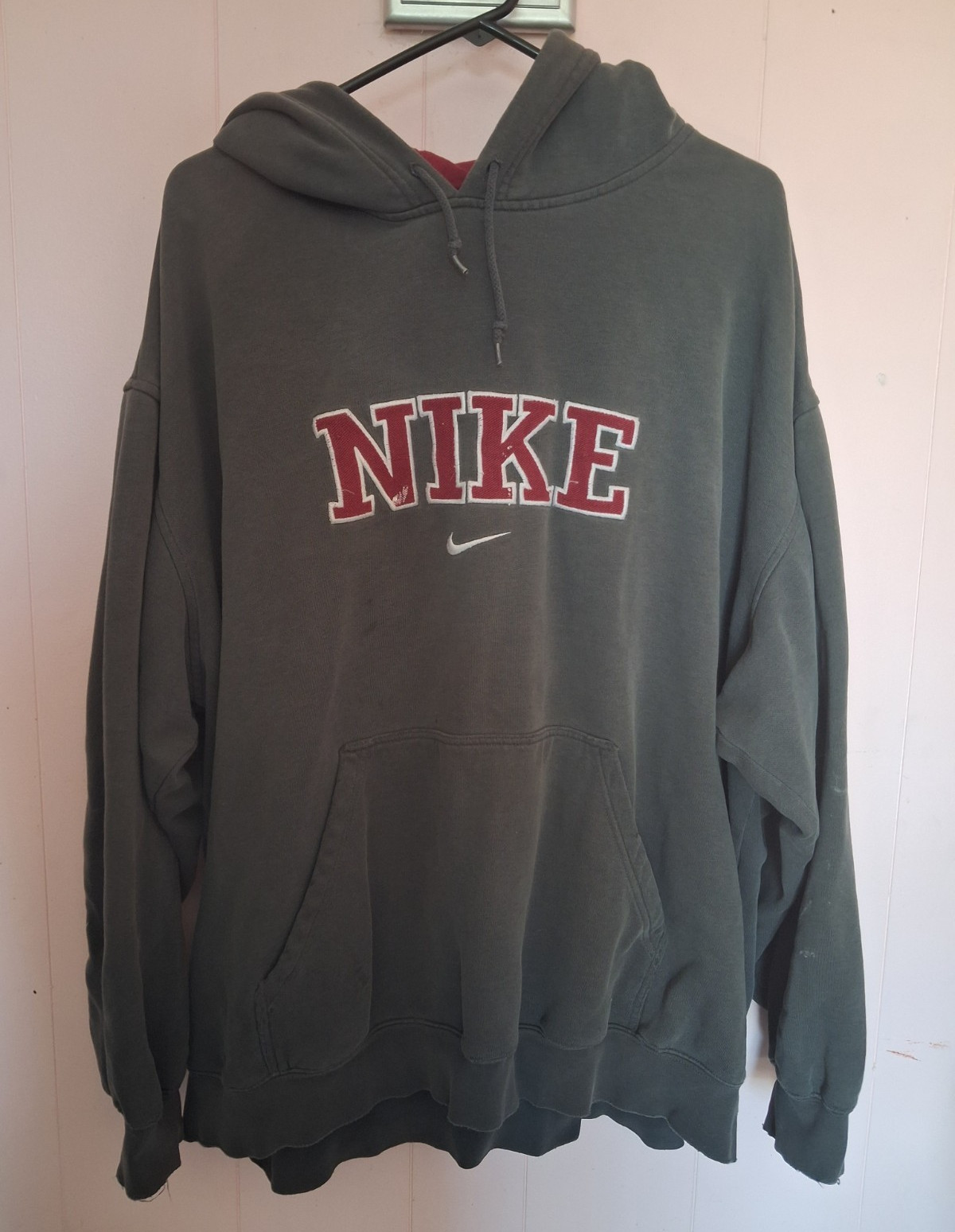 VTG Thrashed Nike Mens XXL Center Swoosh Gray Hoodie 90s Y2K Silver Tag Logo 2XL