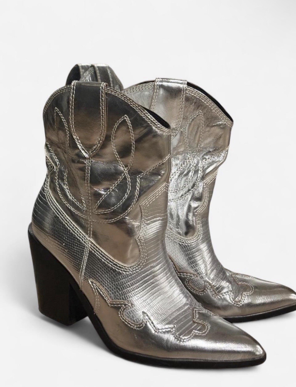ALDO Gabby Women’s Silver Metallic Leather Western Ankle Boots Pointed Toe 7