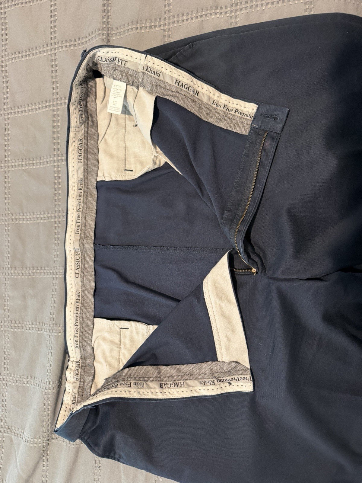 Haggar Men’s Navy Blue Cotton Blend Flat Front Straight Pants Button Zip 50×30