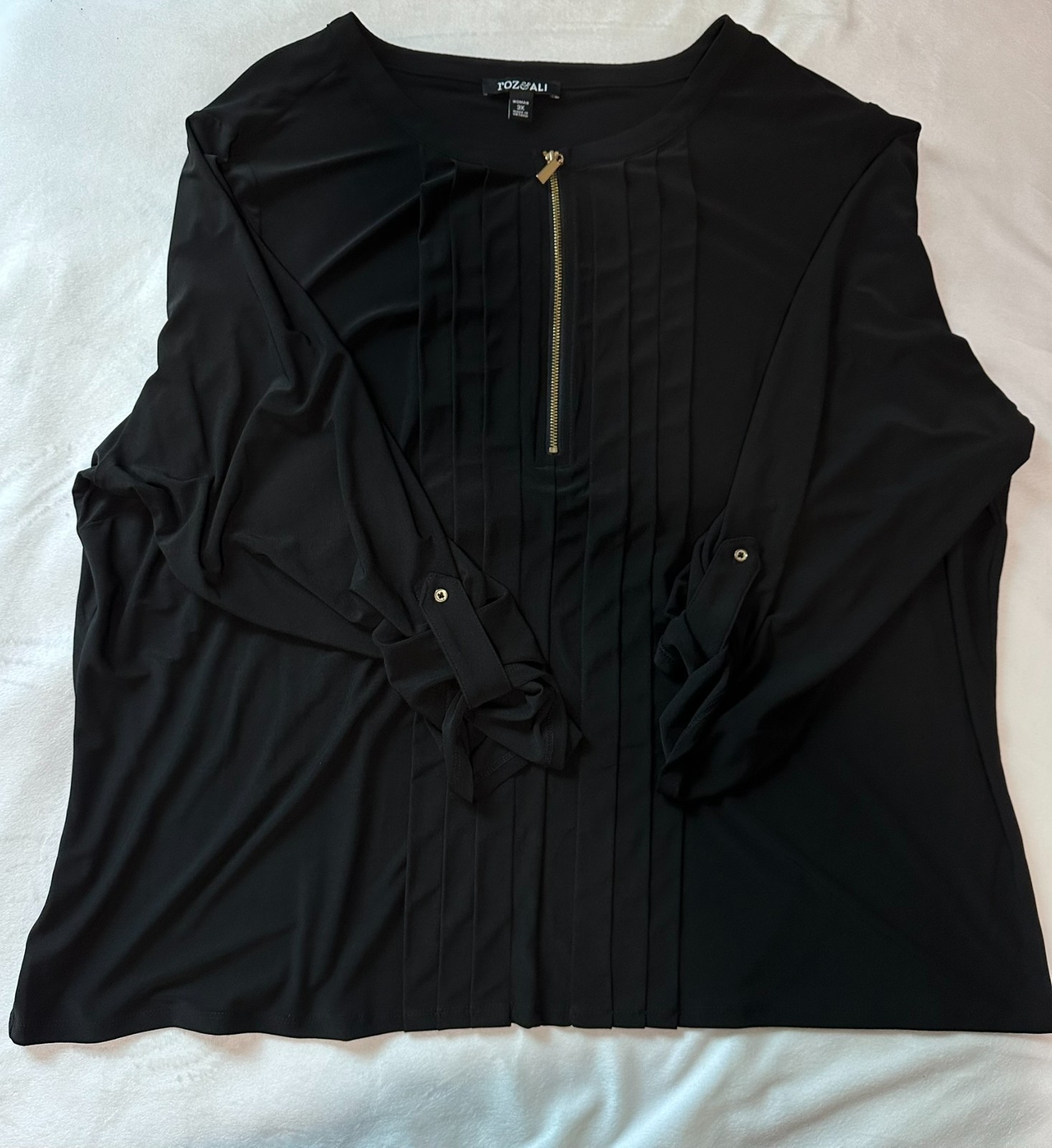 Roz & Ali Women’s Black Pintuck Gold Zipper Accent Roll-Tab 3/4 Sleeve Blouse 3X