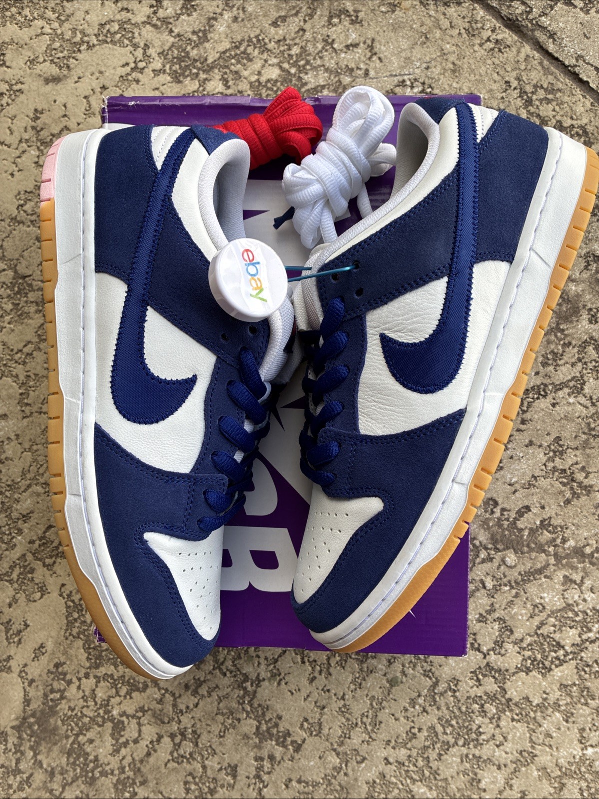 Used / VNDS Nike SB Dunk Low Pro PRM, Dodgers. Men’s Size 9.5. OG ALL