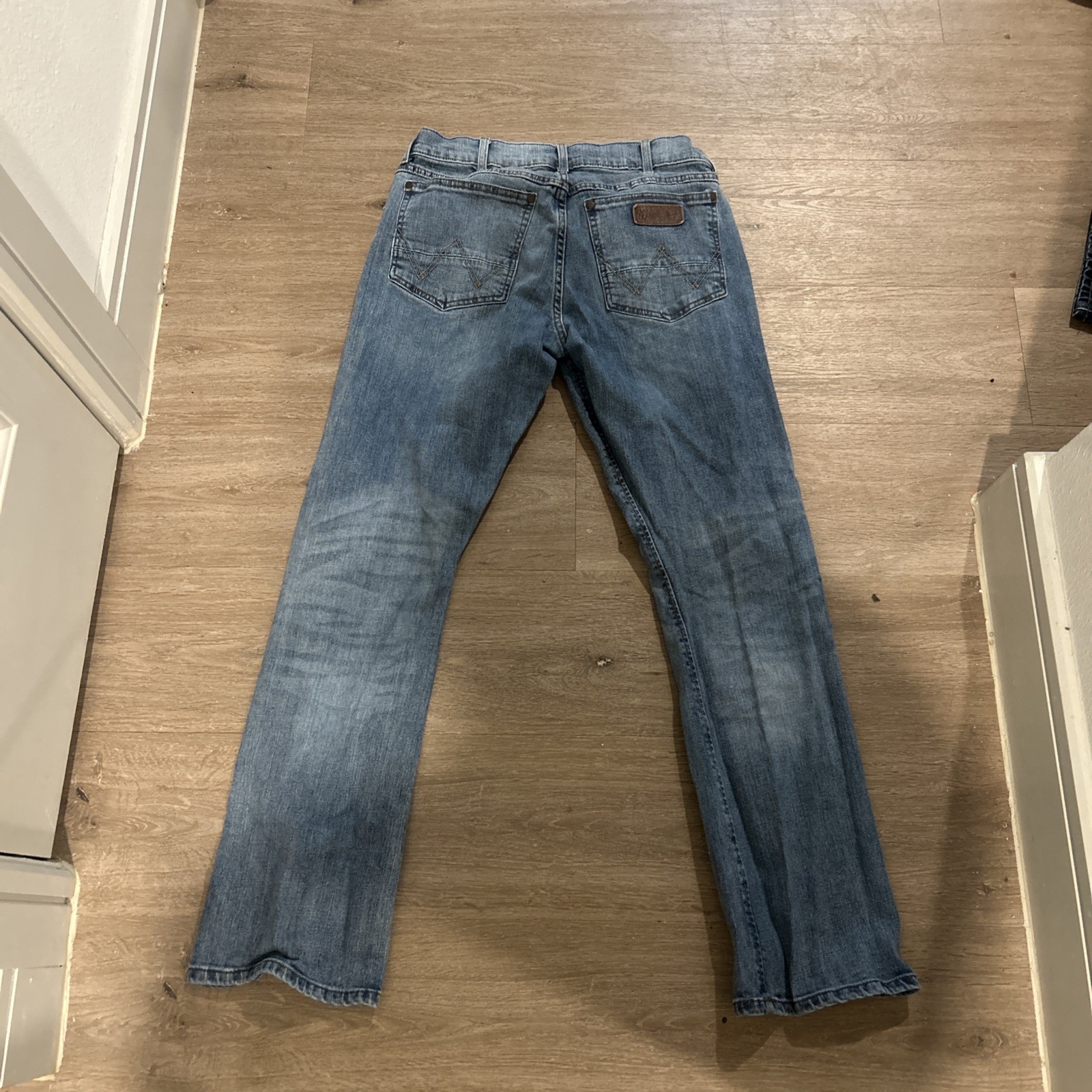 Wrangler Retro Jeans Men 29×30 Blue Denim Slim Boot Cut Stretch Cowboy Tag:30×32