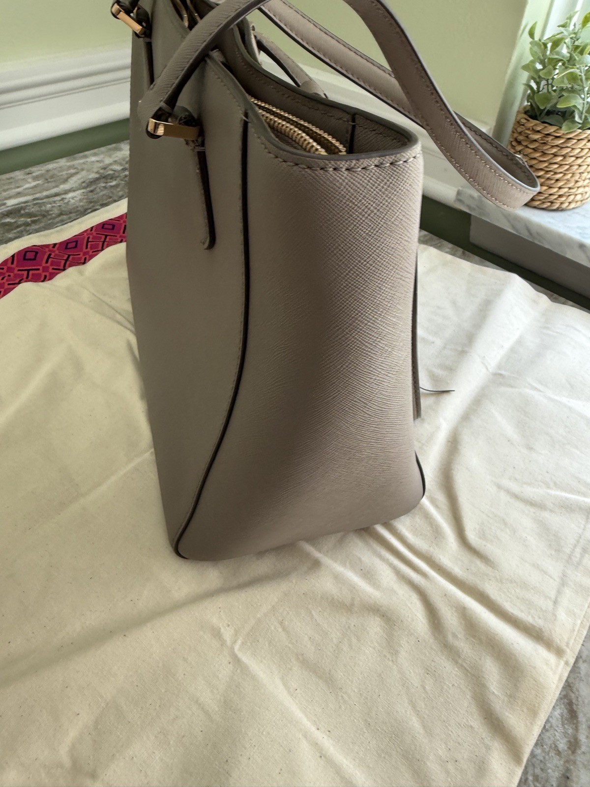 Tory Burch Robinson Small Tote Gray Heron Saffiano Leather Pre-owned