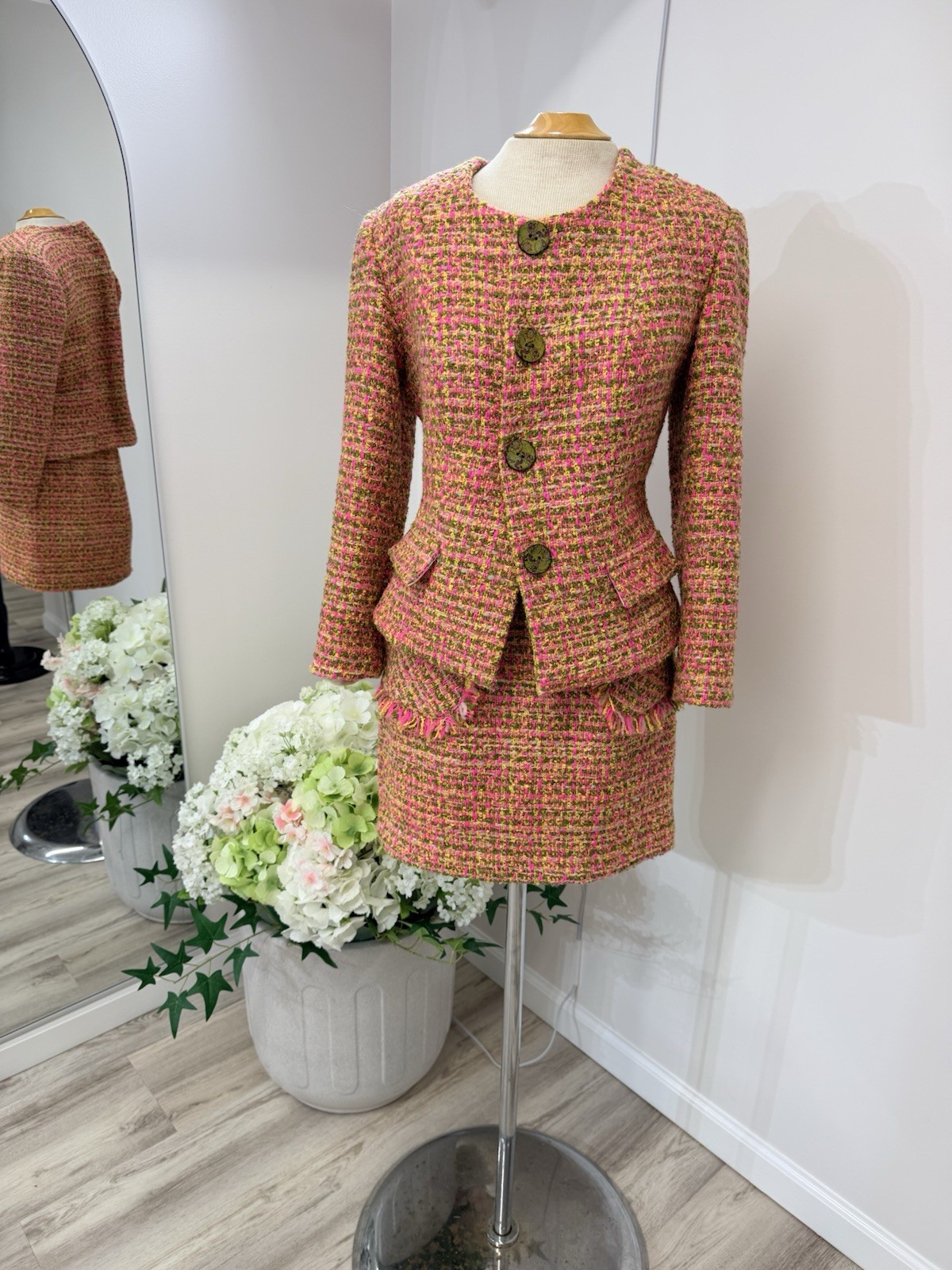 Pink Multi Tweed Fringe Blazer Jacket And Skirt M Floral Print Lining