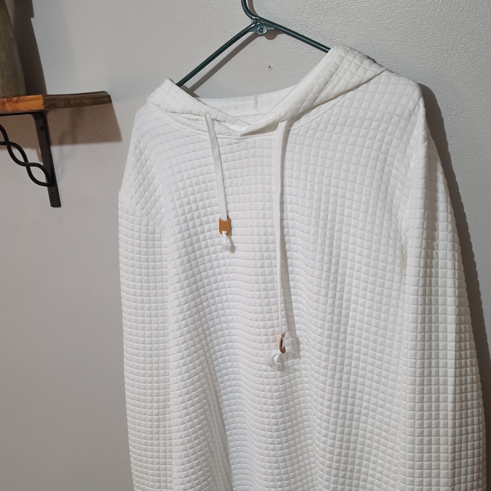 Women’s White Textured Knit Pullover Hoodie, Hooded Drawstring, Large