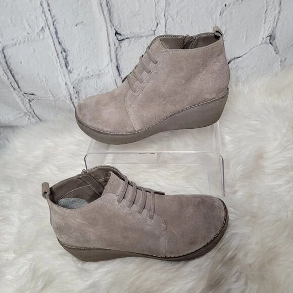Reaction by KENNETH COLE Womens Grey Wedge Platform Ankle Boot Bootie Casual 8