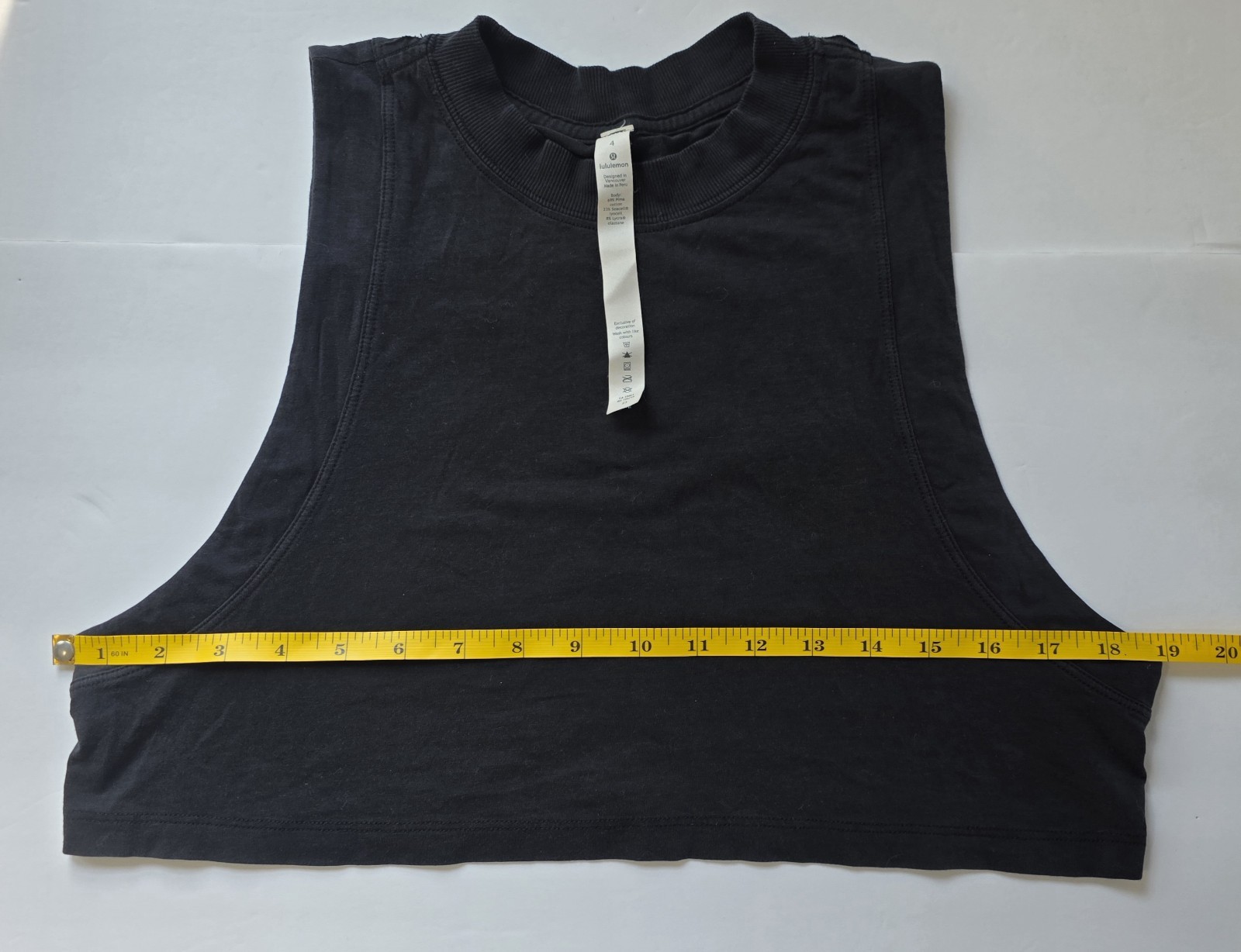 ​Lululemon Women’s Black Mock Neck Crop Tank Top Muscle Tee Athletic Yoga Size 4