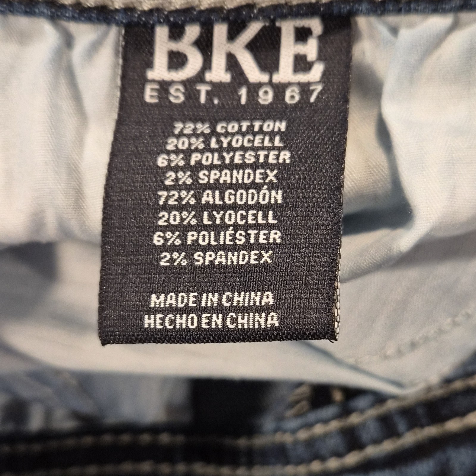 BKE Regular Bootcut Denim Jeans Blue Medium Wash Solid Men BKE Aiden 28X30 B326