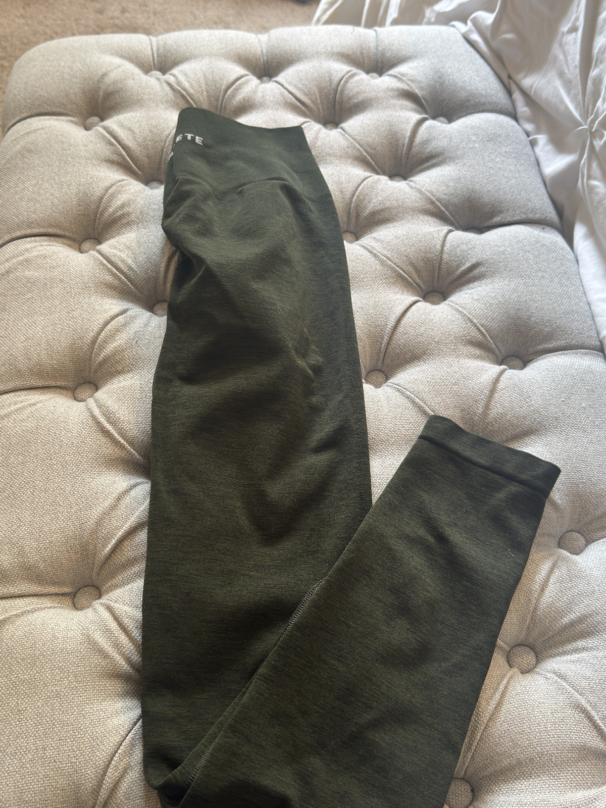 ALPHALETE Amplify High Rise Seamless Scrunch Leggings, Evergreen, Small