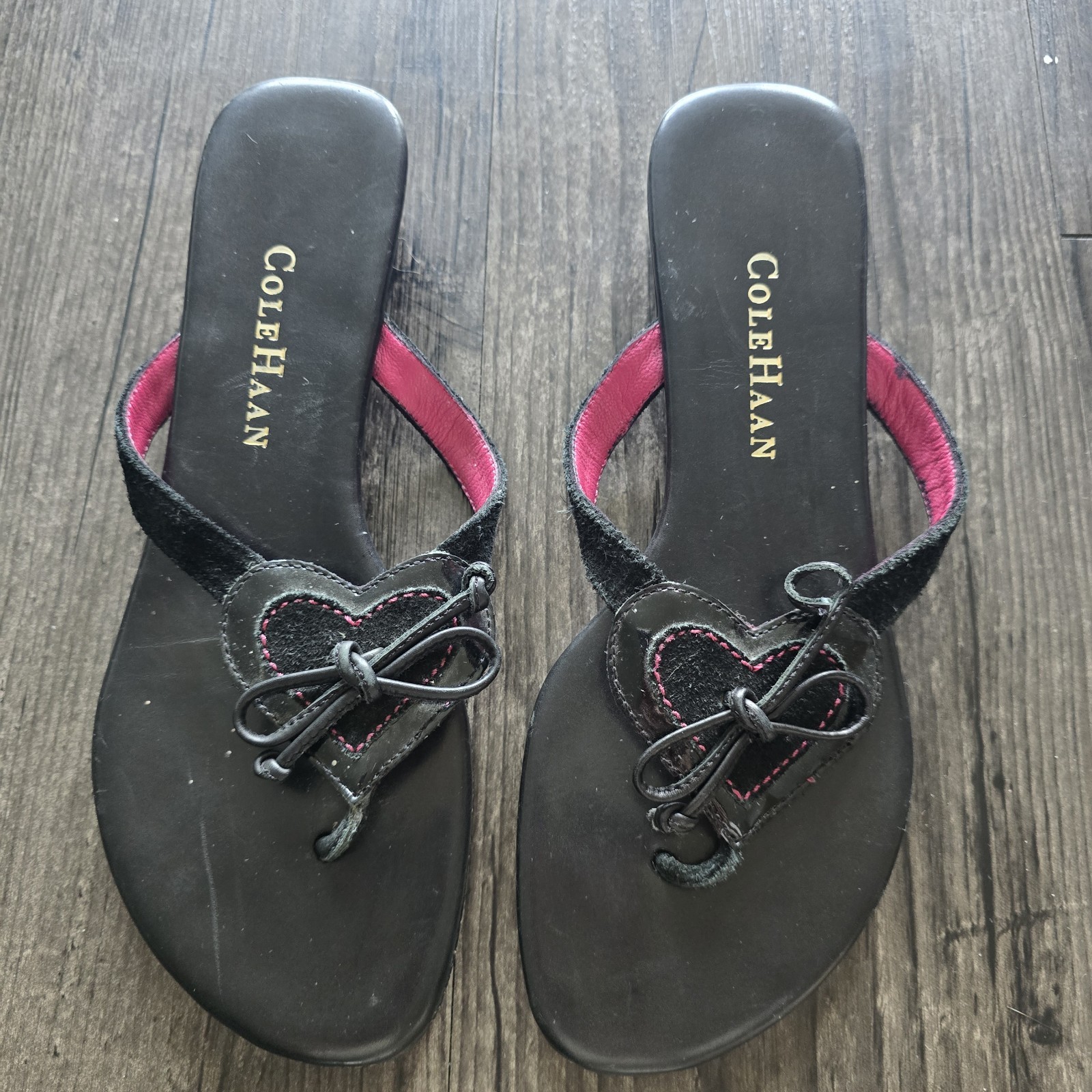 Cole Haan Women’s Black/Pink Heart Bow Leather Slide Sandals 5.5