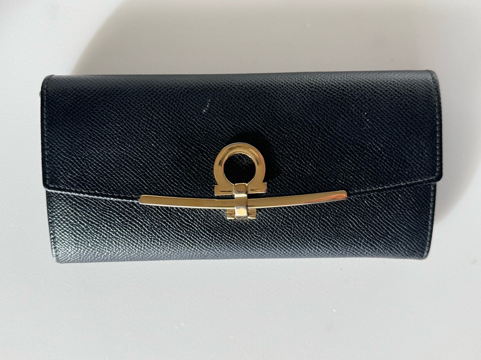 Salvatore Ferragamo Clip Continental Wallet Black with ID holder