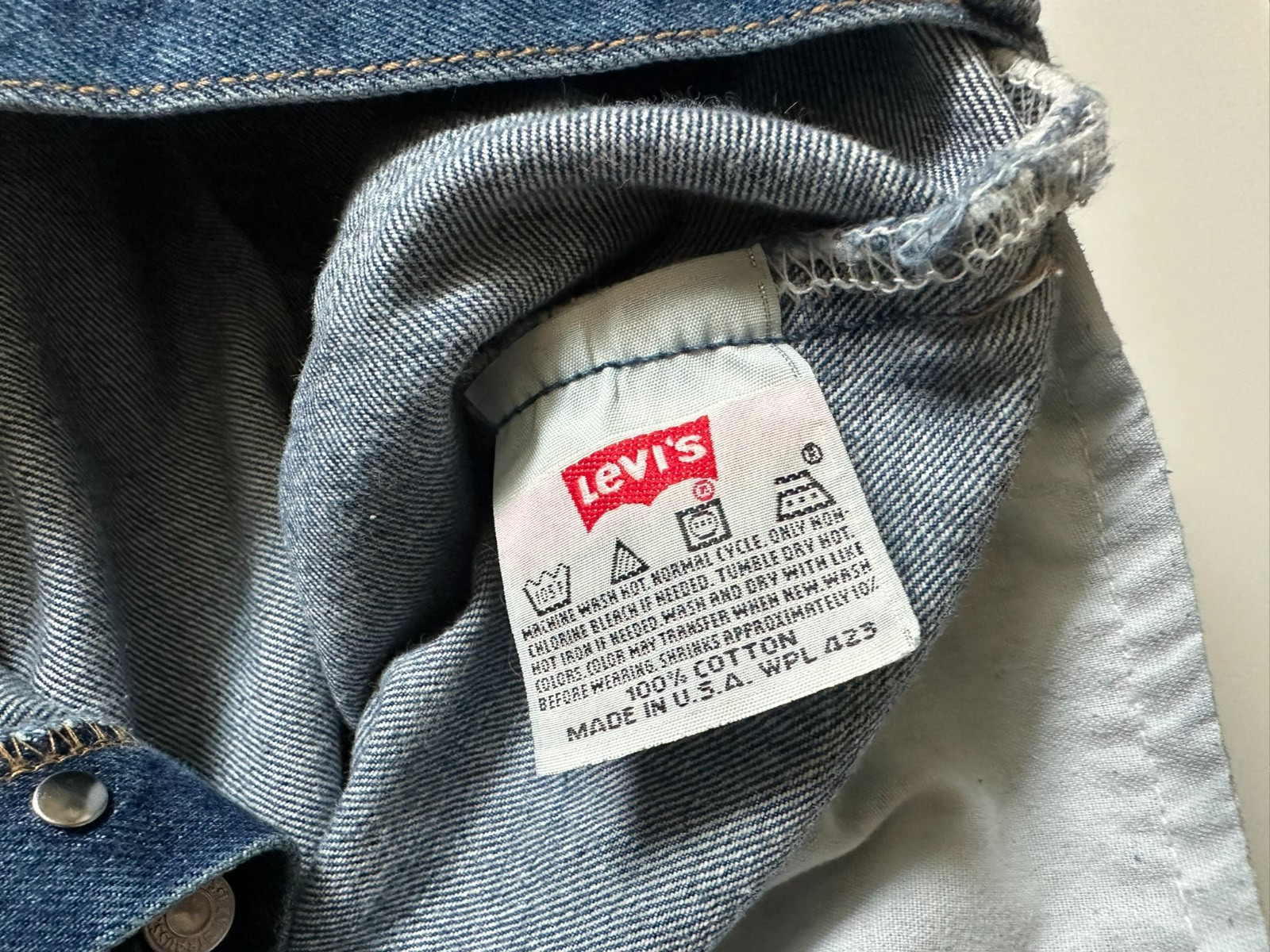 VTG Men’s Levi’s 501xx Button Fly Blue Denim Jeans 33×29 USA Made 90s