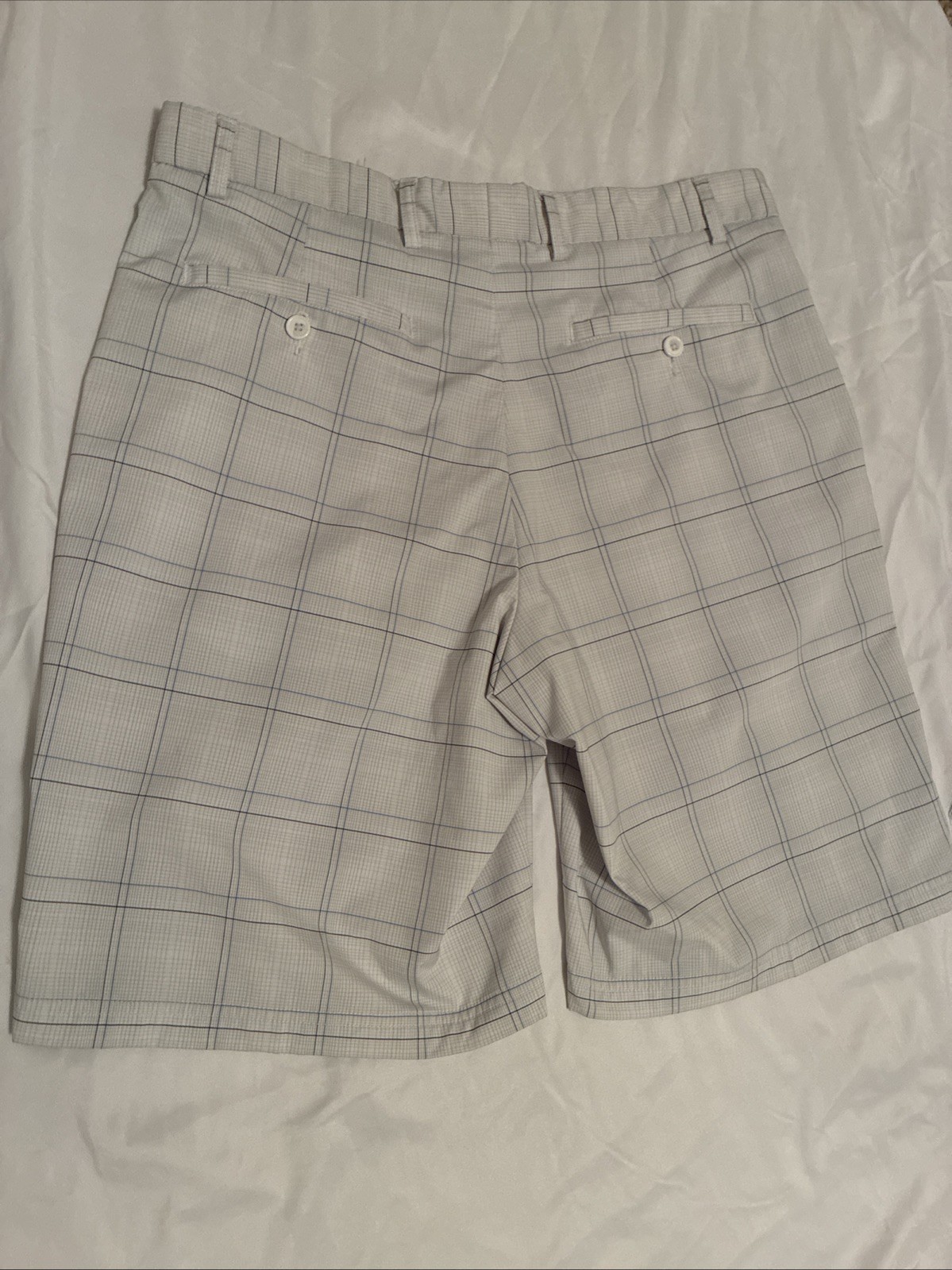 Kirkland Golf Shorts 34 Waist