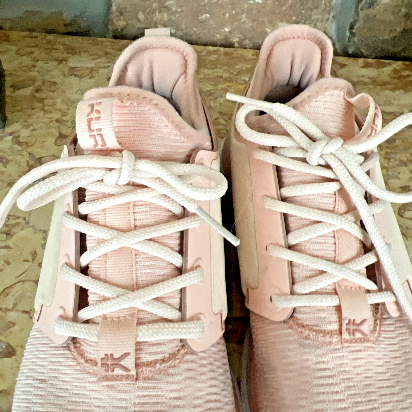 Kuru Atom Womens Size 9 Pink White Athletic Running Walking Shoes Sneakers