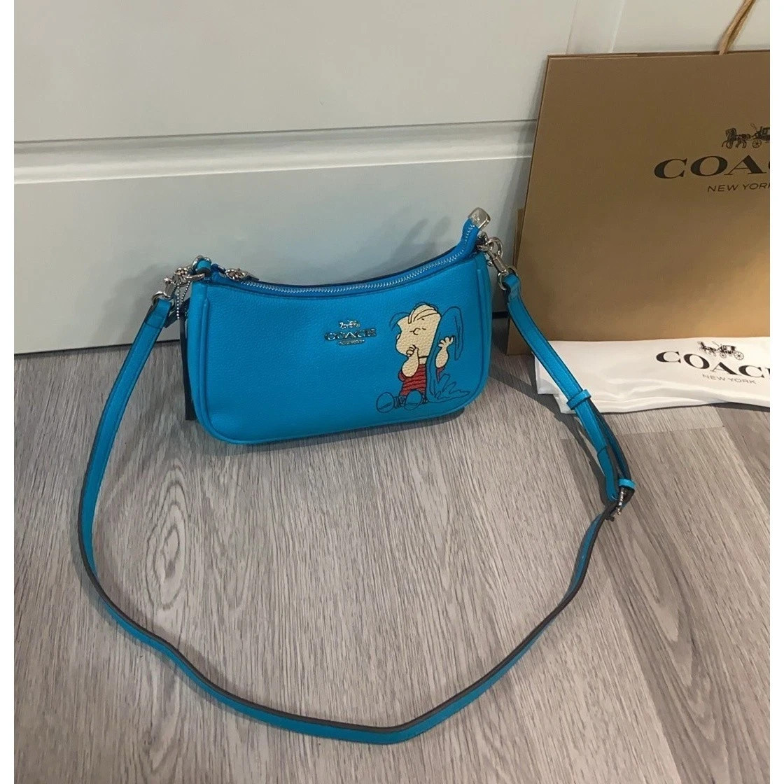 COACH CBM31 Teri Shoulder Bag Leather PEANUTS Limited Collaboration Ship from US