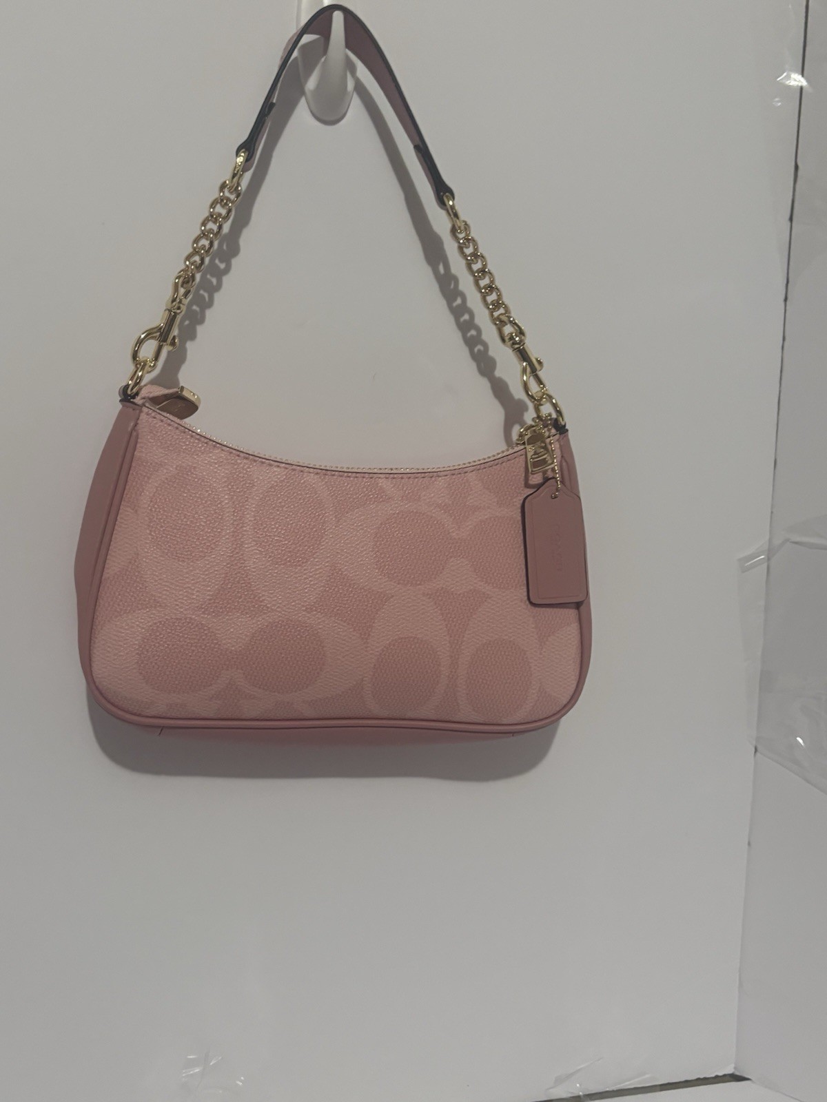 COACH Teri Shoulder Bag In signature canvas/Gold/Powder Pink New CAL51-Free Ship