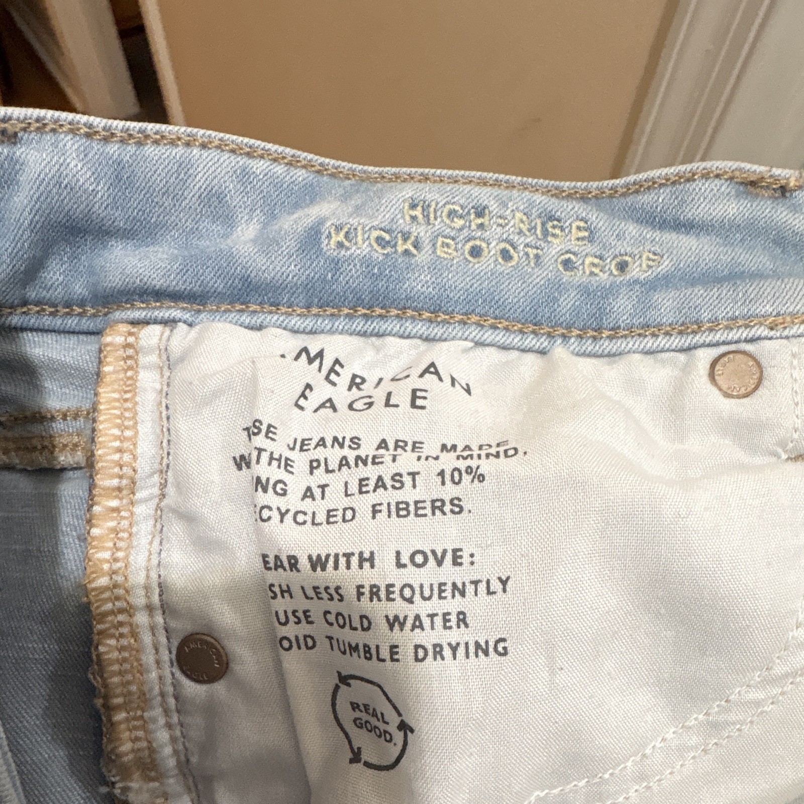 American Eagle High Rise Kick Boot Crop Light Wash Stretch Blue Jeans 10