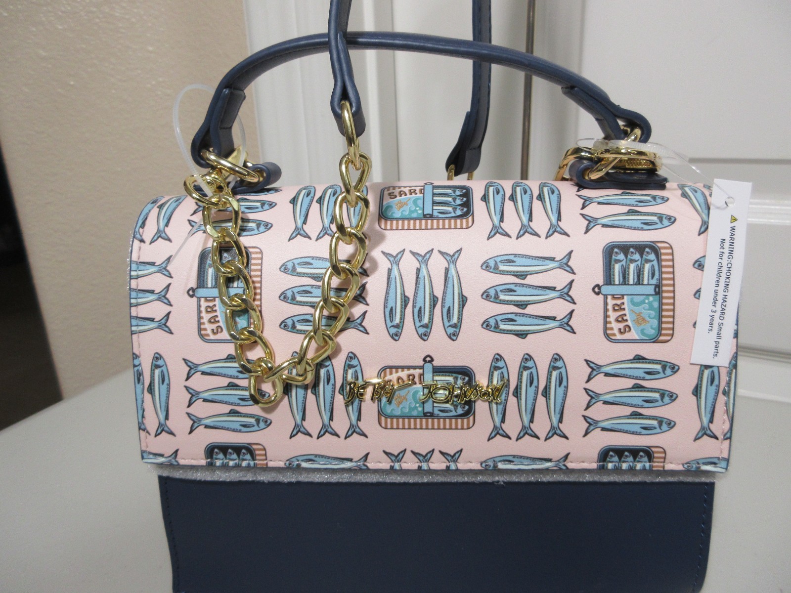 BETSY JOHNSON SARDINES SHOULDER BAG XOMYLO2 BLUE MULTI NWT